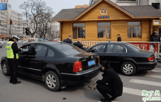 為什么汽車發(fā)動有汽油味 車子尾氣汽油味很重是什么原因4
