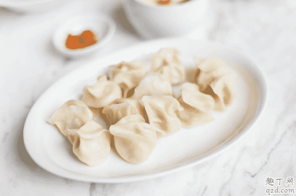 煮餃子加涼水什么作用 煮餃子要加幾次涼水就熟了2