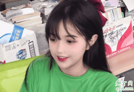 長(zhǎng)得好看在職場(chǎng)有什么用 職場(chǎng)上女生長(zhǎng)得好看待遇2