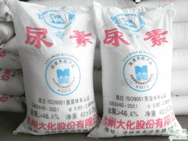 草木灰可以和復合肥一起施肥嗎 尿素和草木灰可以一起下嗎3