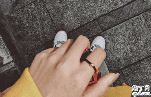 周六福轉(zhuǎn)運(yùn)珠戒指多少錢 周六福轉(zhuǎn)運(yùn)珠戒指值得買嗎1