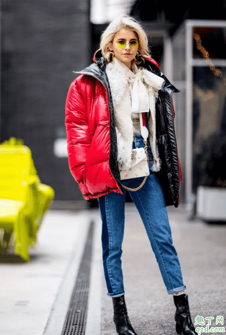 羽絨服怎么搭好看又保暖 2019冬季羽絨服流行穿搭技巧2