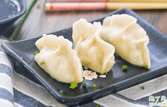 大年三十吃素餡還是葷餡 大年三十什么時候吃餃子好2
