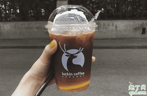 瑞幸咖啡銀河氣泡美式多少錢(qián)一杯 小藍(lán)杯銀河起泡美式好喝嗎1