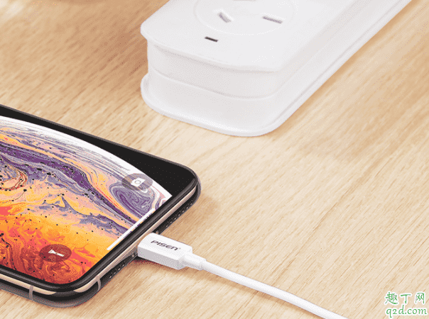 手機充電速度和數據線有關系嗎 手機插在電腦上面充電會壞手機電池嗎2