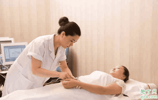 剖腹產壓肚子壓多少次合適 為什么有的剖腹產不壓肚子3