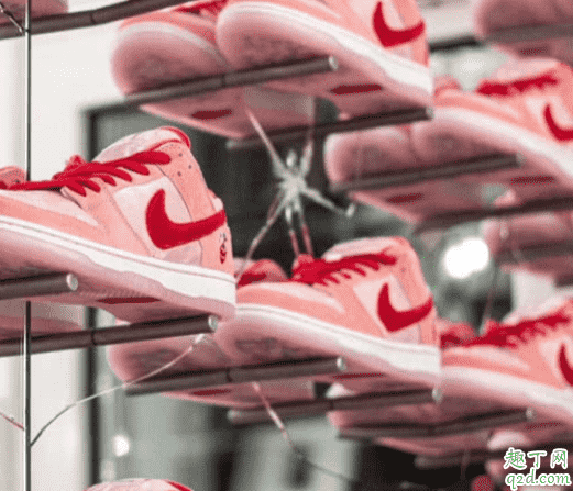 Nike情人節限定SB DUNK粉色多少錢 Nike SB聯名StrangeLove情人節限定在哪買2