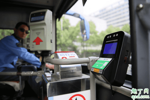 坐公交會(huì)傳染新型冠狀病毒嗎 坐公交車怎么預(yù)防新型冠狀病毒2