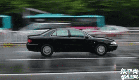 練車總踩剎車傷車嗎 練車老是想踩剎車怎么辦2