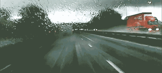 冬季行車注意事項(xiàng) 冬季車禍多發(fā)四個(gè)危險(xiǎn)時(shí)段提醒
