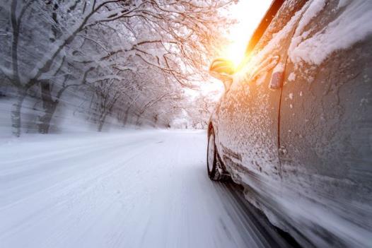 冬季行車注意事項(xiàng) 冬季車禍多發(fā)四個(gè)危險(xiǎn)時(shí)段提醒