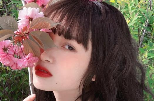 假發可以拉直么 假發怎么保養才能有光澤