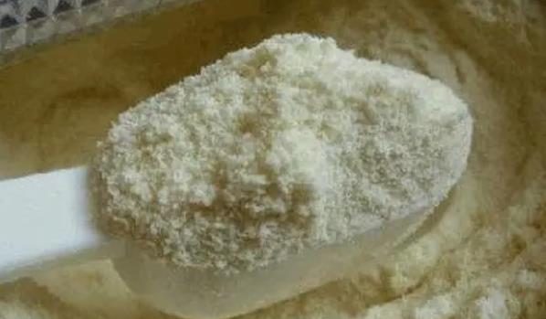 水解蛋白奶粉有營養(yǎng)嗎？牛奶粉轉(zhuǎn)羊奶粉的正確方法？