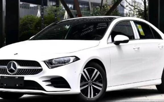奔馳A級和C級有什么區別？奔馳自動擋車檔位介紹