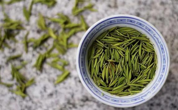 廬山云霧茶的級(jí)別怎么分？廬山云霧茶的產(chǎn)地特點(diǎn)