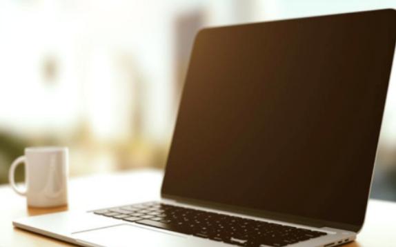 筆記本很卡是什么原因？筆記本很卡重裝系統有用嗎