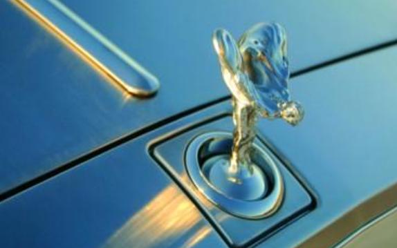 小飛人車標是什么車？五菱宏光車標為什么火