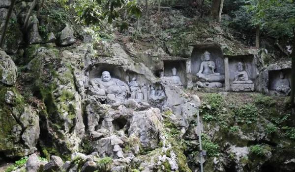 靈隱寺里面有寄存行李的地方嗎(景區(qū)內(nèi)沒(méi)有行李寄存的地方)