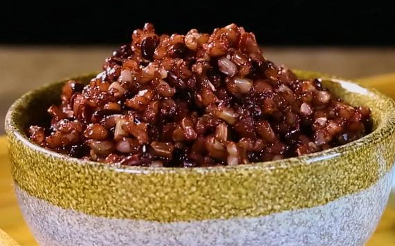 紅米黑米糙米飯的益處都有什么？三色糙米煮熟放冷藏還是冷凍